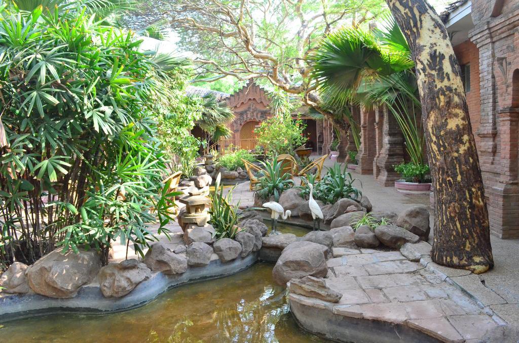 Kaday Aung Hotel Bagan Bagian luar foto