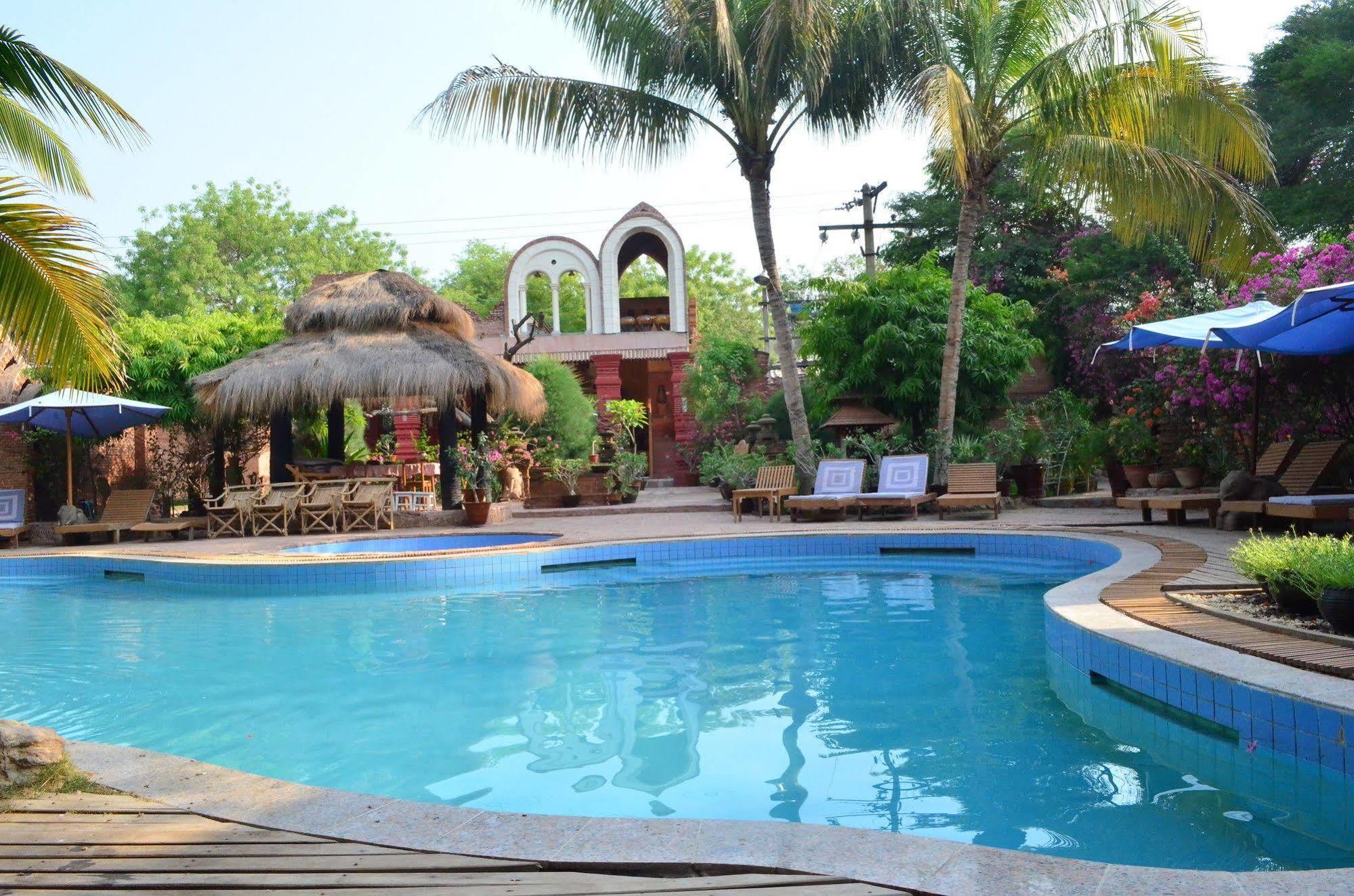 Kaday Aung Hotel Bagan Bagian luar foto