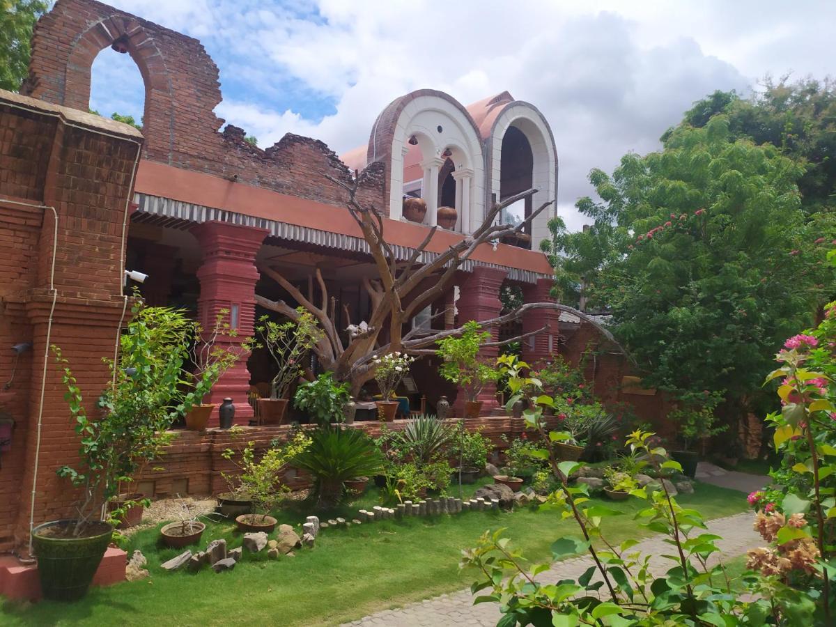 Kaday Aung Hotel Bagan Bagian luar foto
